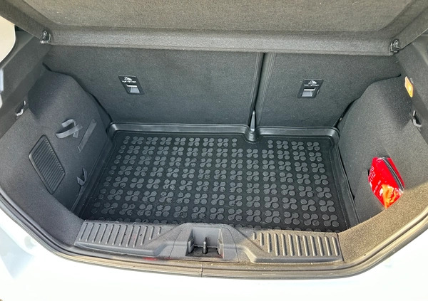 Ford Fiesta cena 16000 przebieg: 35696, rok produkcji 2019 z Gołdap małe 704